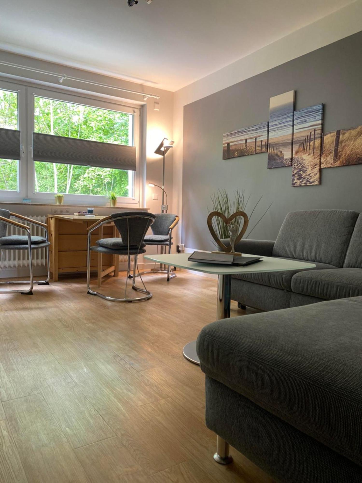 Ferienwohnung Juchmann *Zentrale/ strandnahe/ ruhige Lage* Timmendorfer Strand Exterior foto
